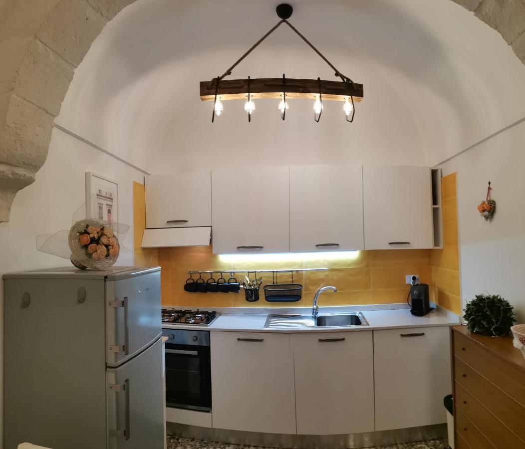Edyta'S Apartment オストゥーニ エクステリア 写真