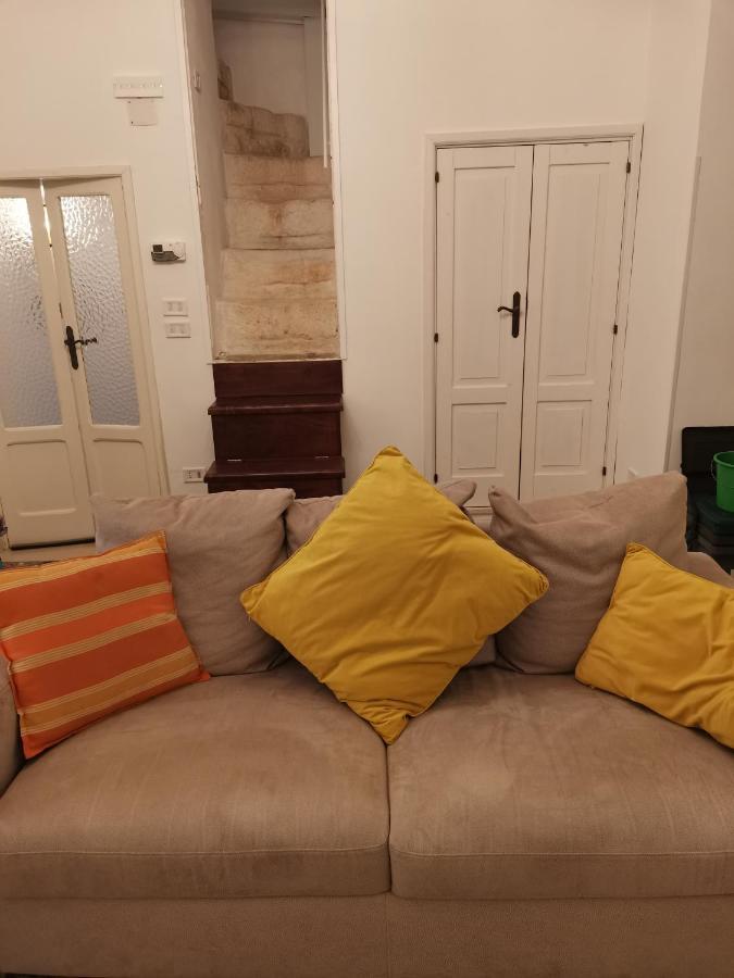 Edyta'S Apartment オストゥーニ エクステリア 写真
