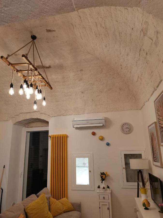 Edyta'S Apartment オストゥーニ エクステリア 写真