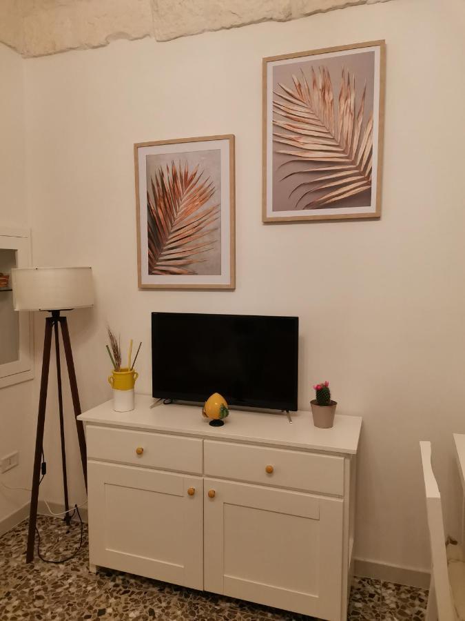 Edyta'S Apartment オストゥーニ エクステリア 写真