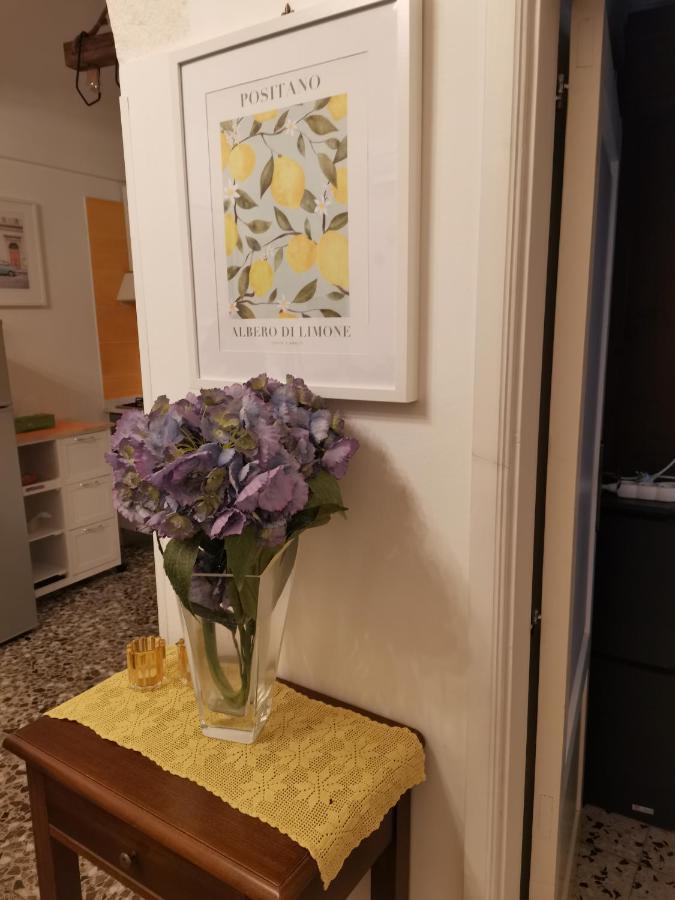 Edyta'S Apartment オストゥーニ エクステリア 写真